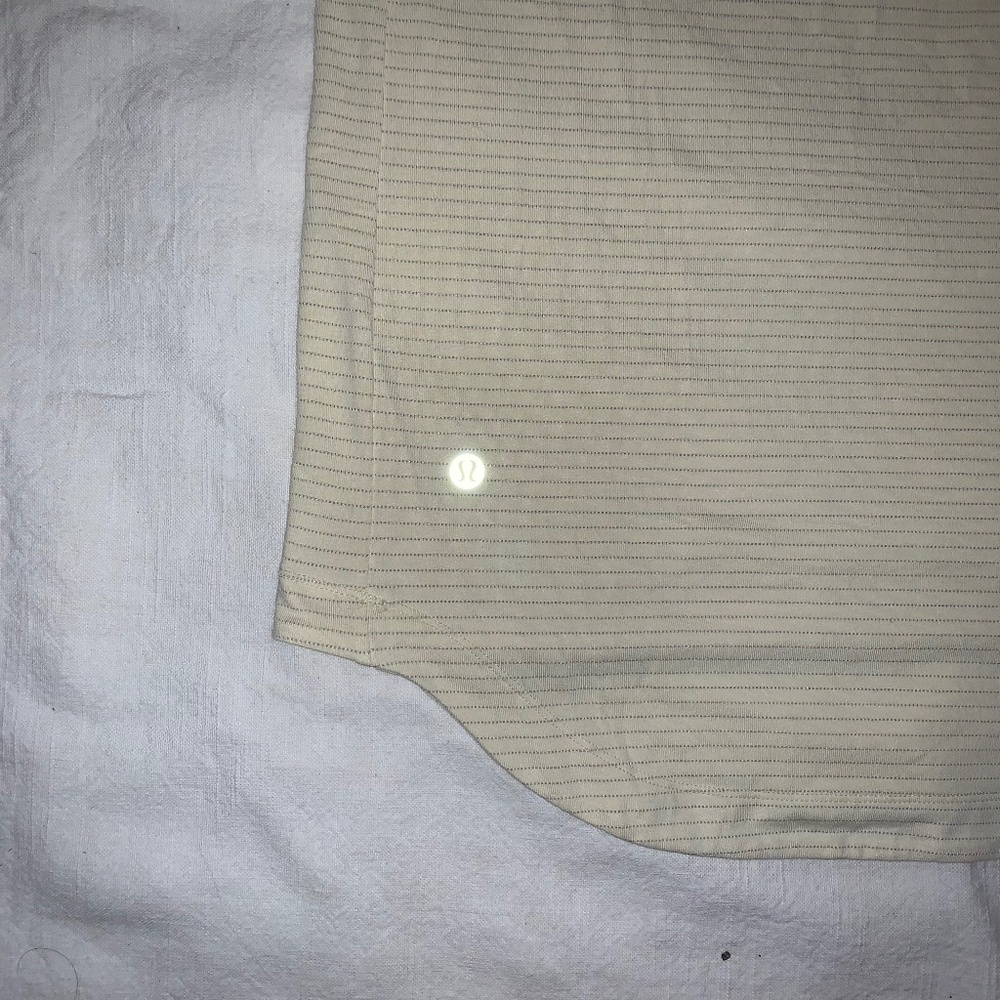 Lululemon License to Train Short-Sleeve Shirt - Off-White
